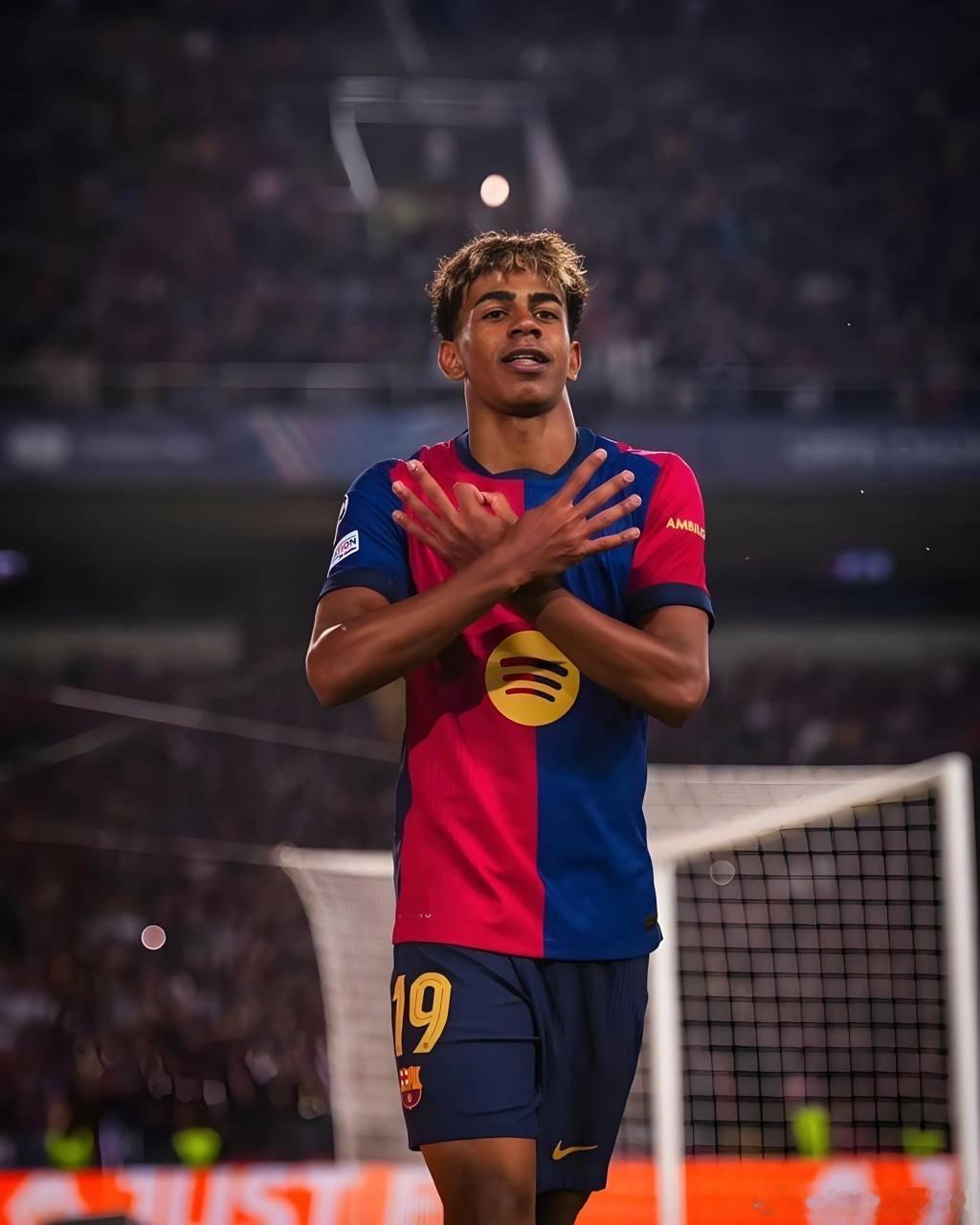 天霹雳！医疗专家：亚马尔大腿后侧肌群撕裂风险高，恐难赶上世界杯。运动医学专家里波