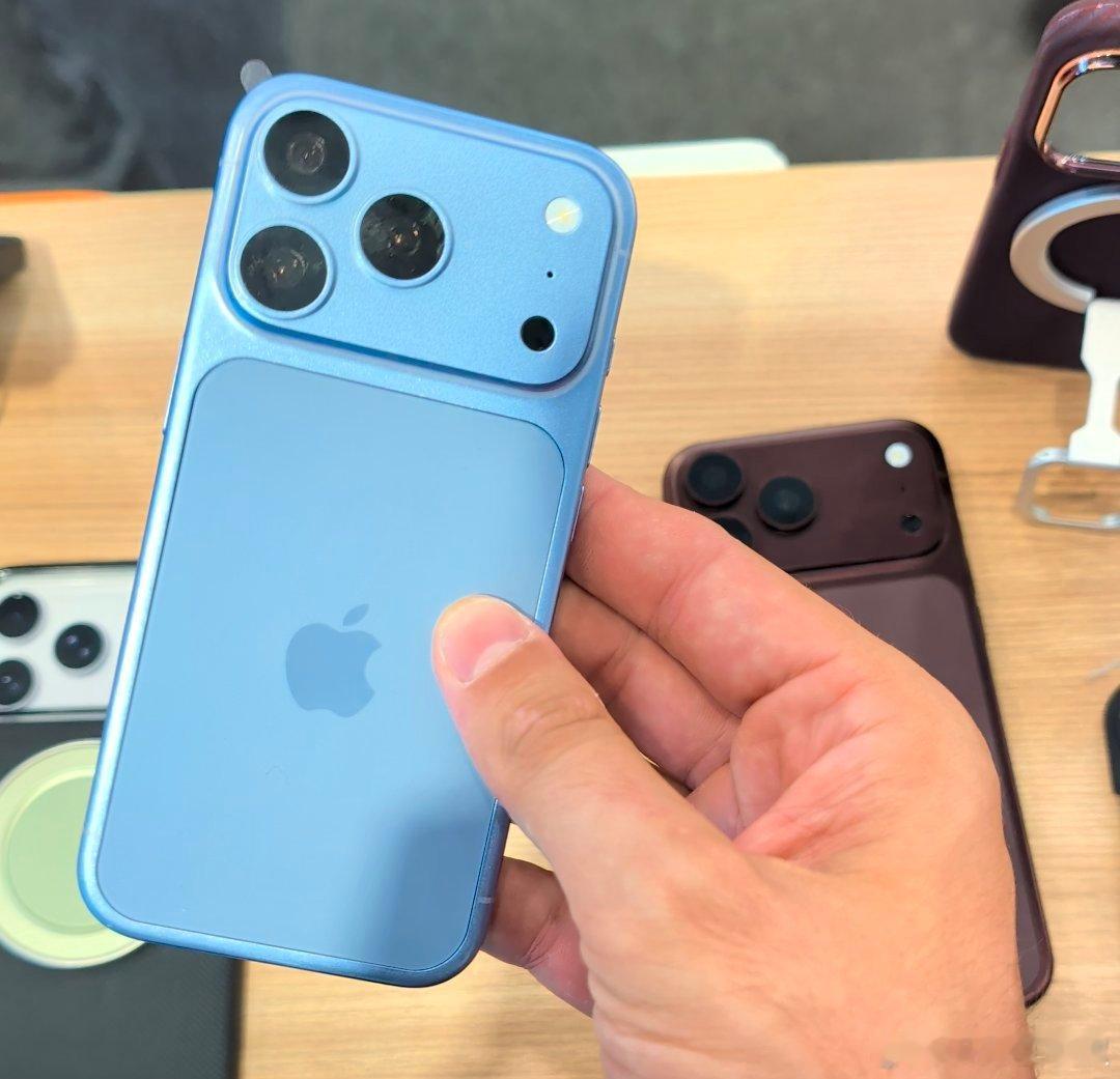 华强北还是可以的，现在我压根不知道 iPhone  18 Pro 到底有什么颜色
