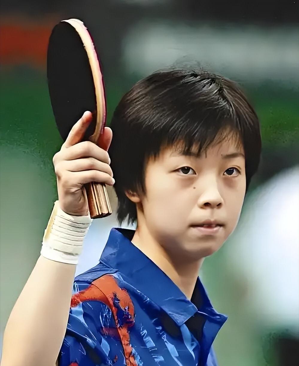 2009年，28岁的世界乒乓球冠军张怡宁嫁给了48岁身价300亿的香港富豪徐威。