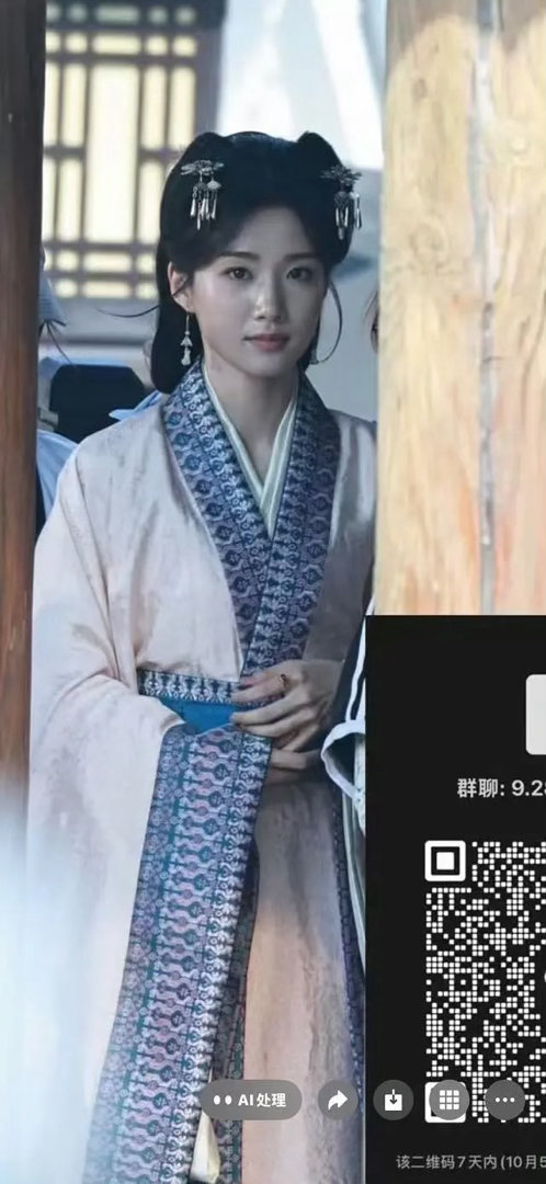 孟子义卢昱晓谁抄谁的造型啊？ ​​​