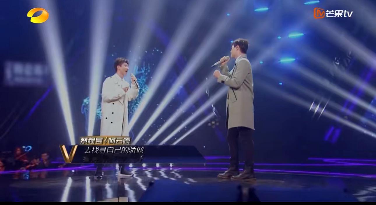 #时光音乐会考古声入人心##时光音乐会#《声入人心》男孩们参加《时光音乐会了》！