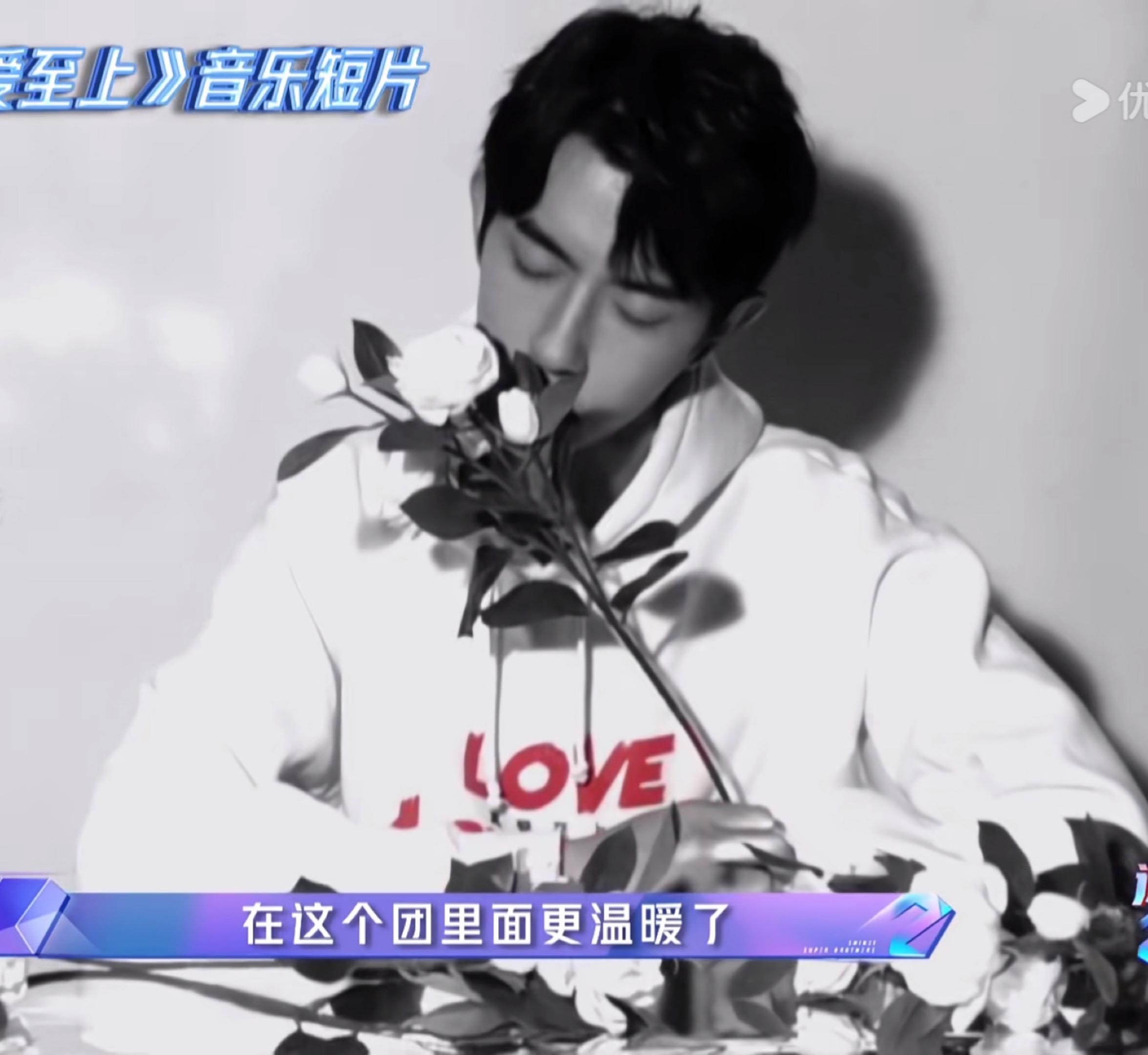 我会牵着你手同进退🔥热点小助手🔥