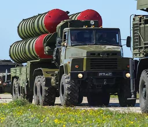 俄罗斯专家终于发现了，委内瑞拉防空指挥中心，防空导弹阵地，以及远程预警雷达之间的