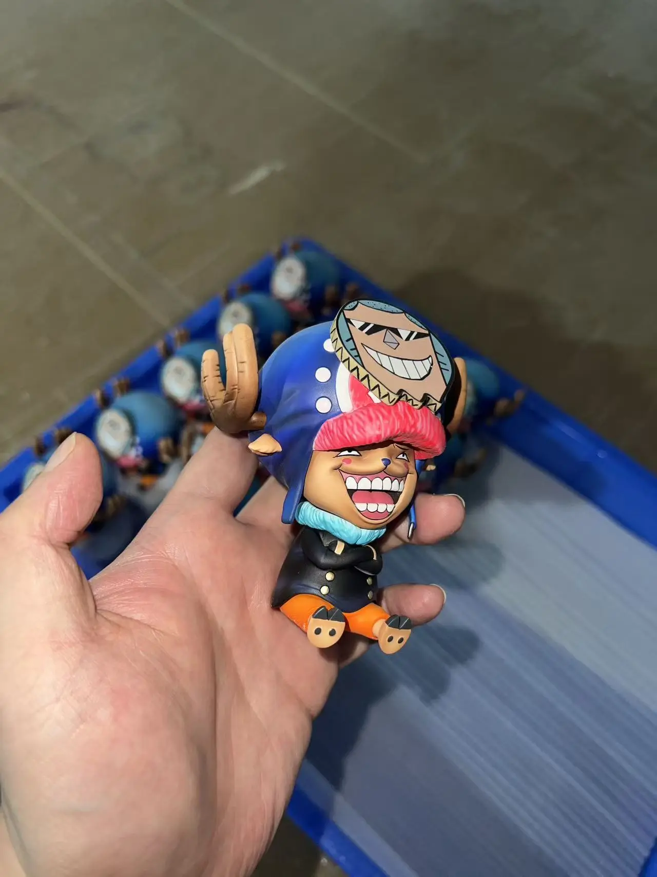 海贼王双厨狂喜！！ 乔巴+弗兰奇的合体手办也太会玩了吧！！ 就剩最后几...