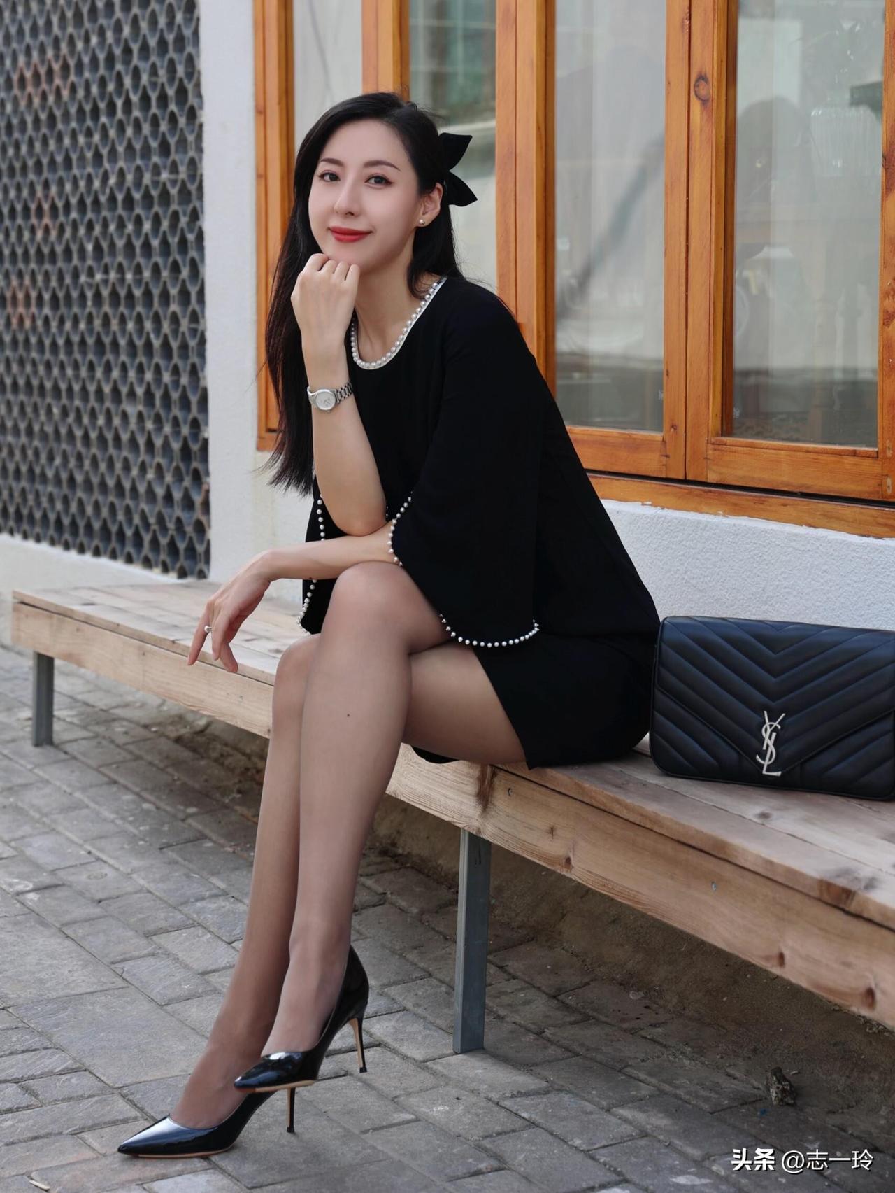 30有余，风情恰好~||30多岁的好心态大概就是：不急，不慌
也不听那些有的没的