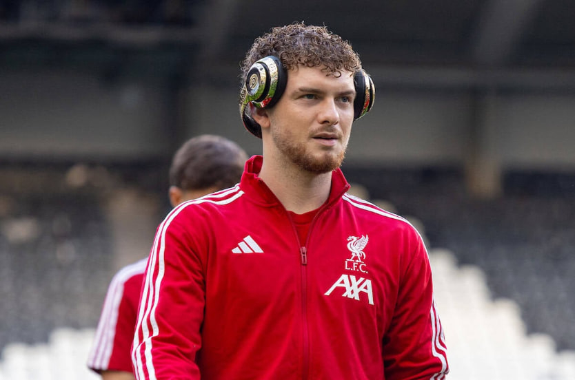 真要被“退货”?利物浦租将埃利奧奥特已连续8场比赛无缘上场11月28日讯北京时间