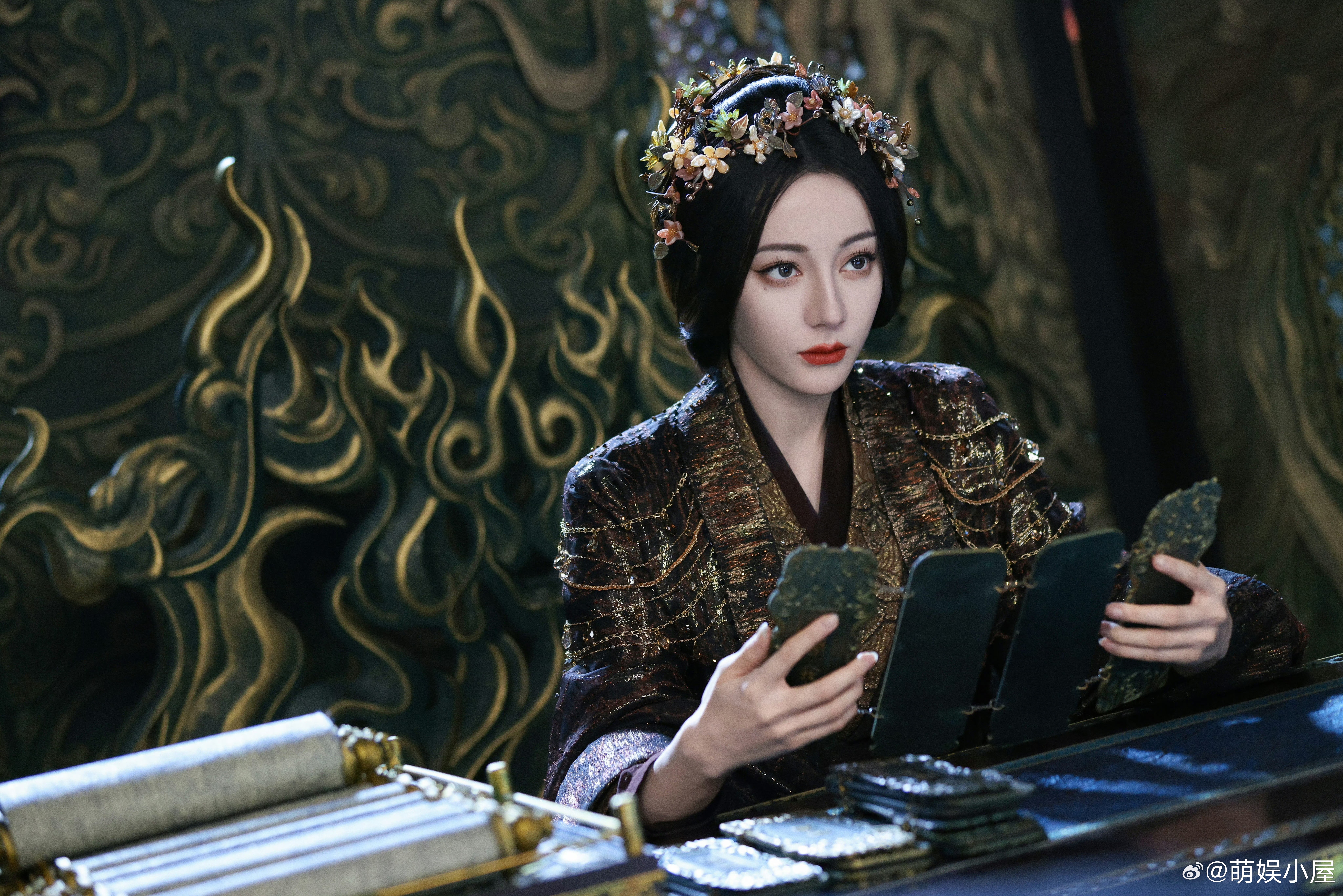 灵主对上班的态度和我们是一致的没想到归墟灵主贺思慕也这么讨厌上班！《白日提灯》这