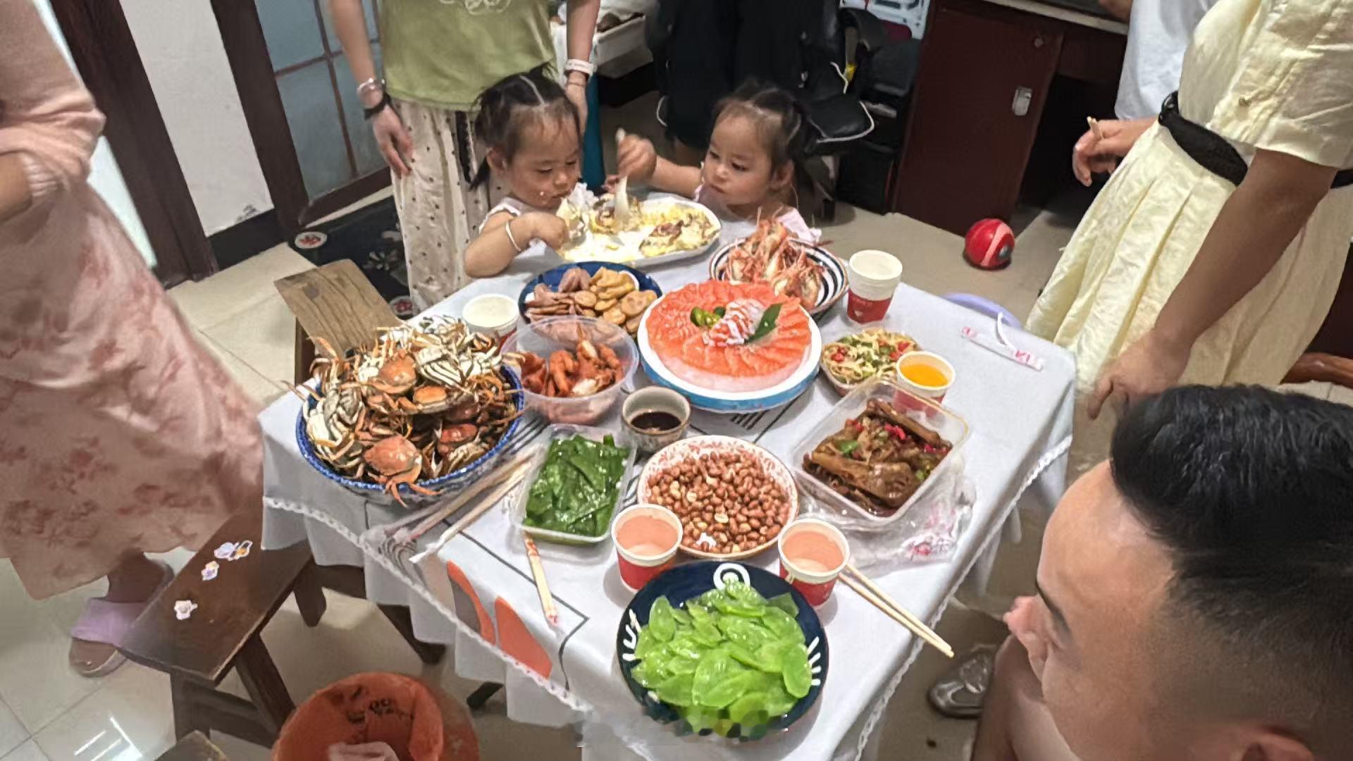 中秋节快乐，今天吃的有点鲜 ​​​