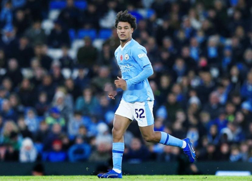 据《每日邮报》报道，水晶宫将奥斯卡·鲍勃和布伦南·约翰逊视为引援优先目标。邮报表