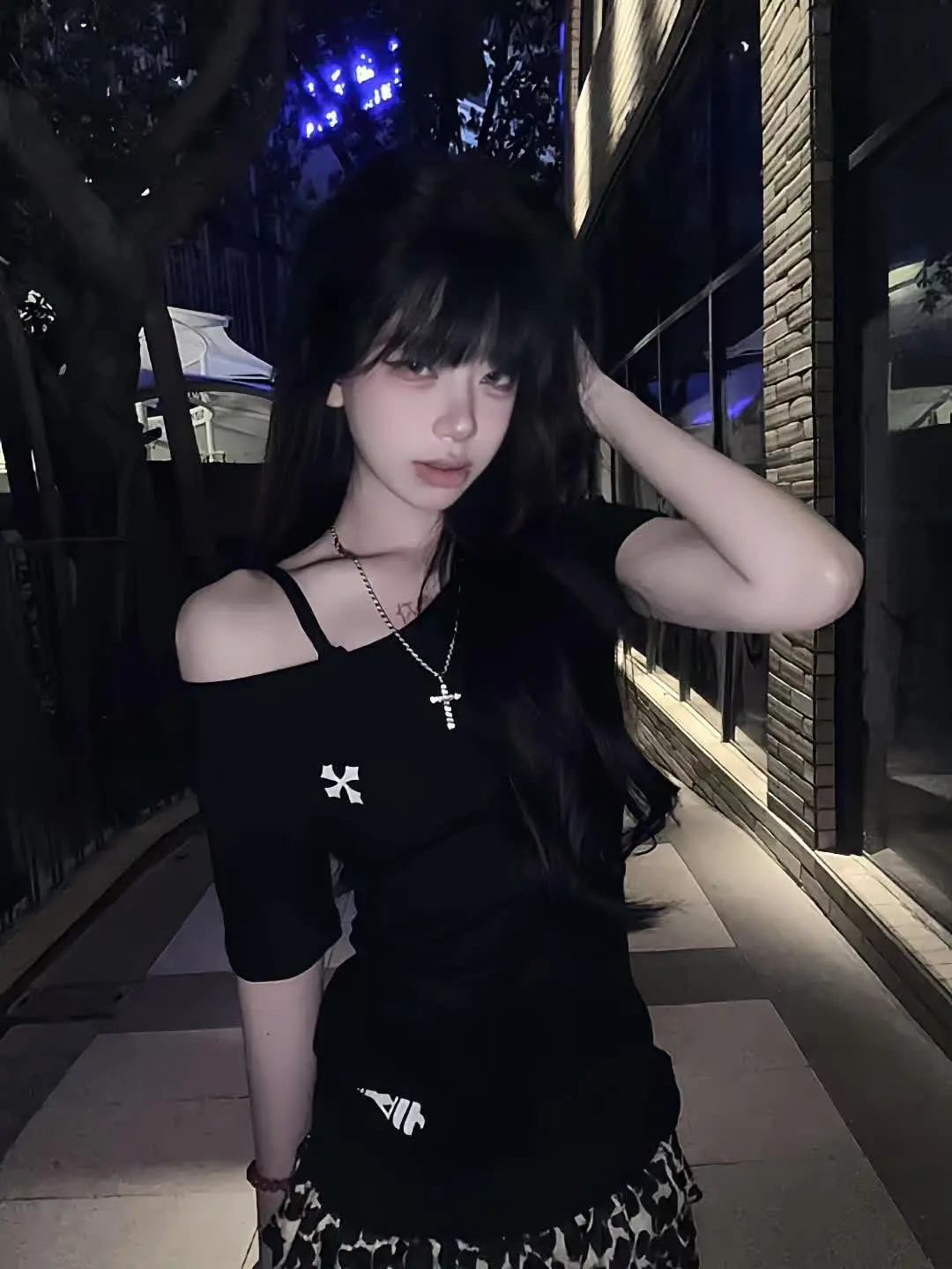 爱让悬崖变平地生出森林