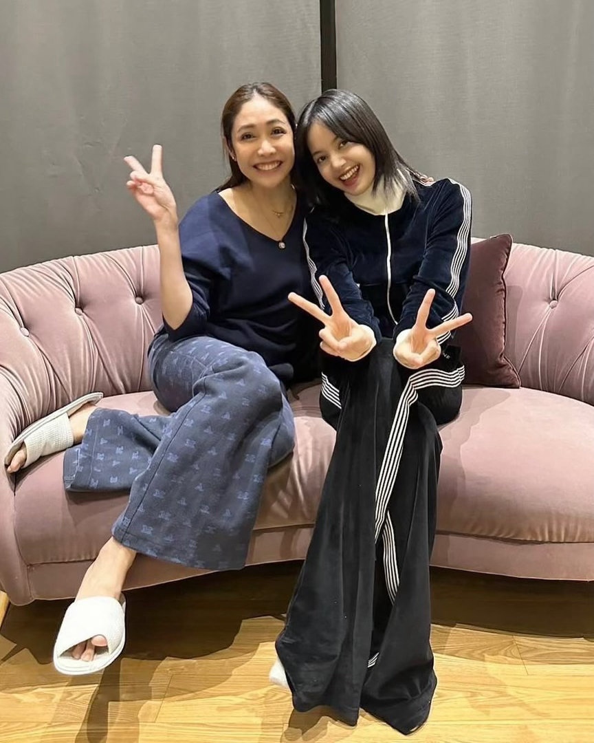 LISAlisa 女孩你怎么这么好🤲与 LISA 的表演老师“Kru Ngor