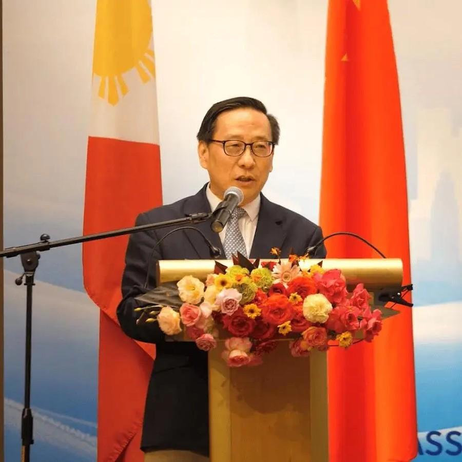 万斯之前暗示中国：如果不接受关税，就考虑战争。话音未落，中国学者高志凯就在国际辩