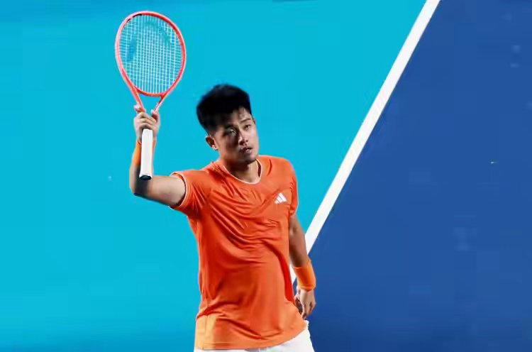 吴易昺苦战三盘击败锦织圭，晋级ATP萨拉索塔挑战赛8强吴易昺体育明星 4月10日