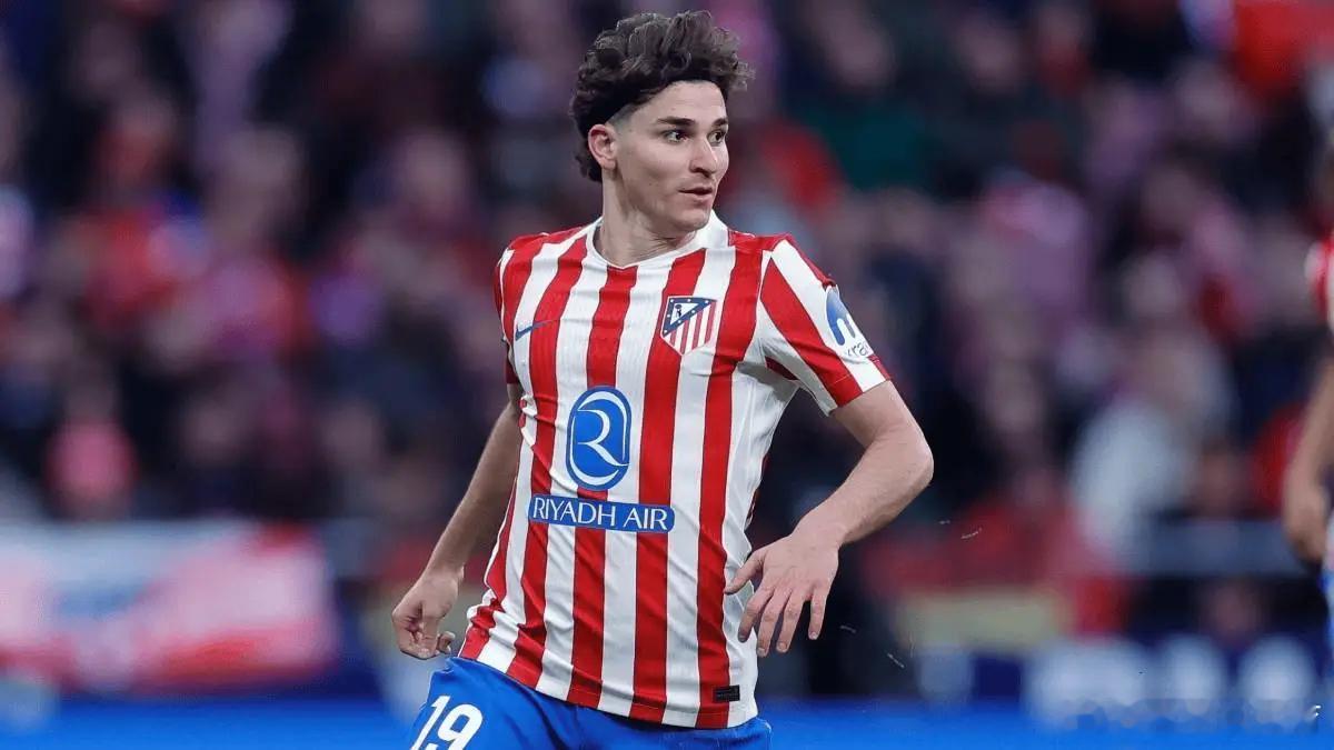 巴萨锁定阿尔瓦雷斯，夏窗若回归1比1将全力出手，第一:给够足够的钱，第二:阿尔瓦