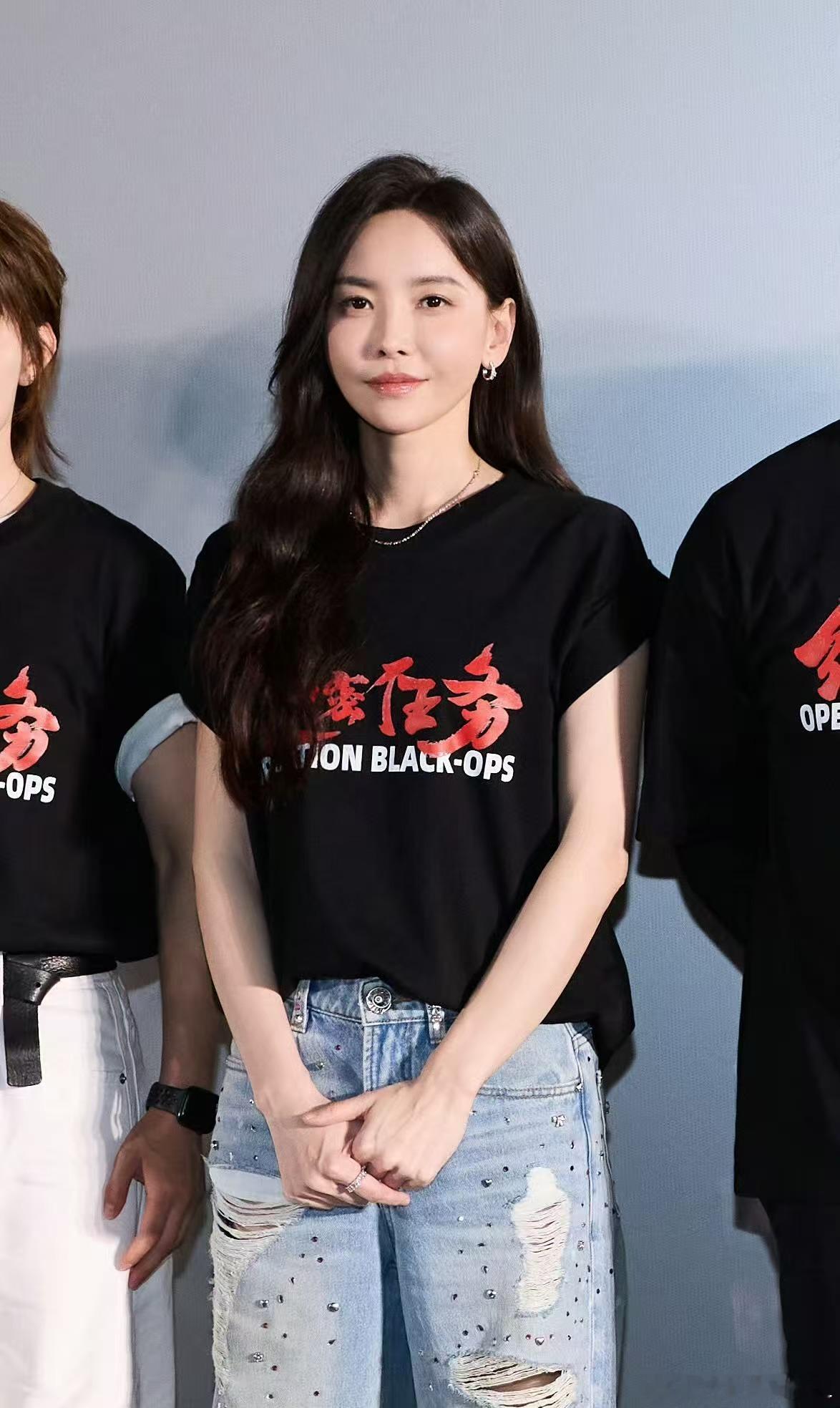 于文文留六年长发的仪式感于文文文案氛围感拉满 《绝密任务》六年长发藏着独属于她的