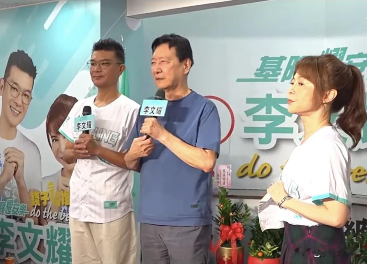 赵少康公布将再度专访沈伯洋，这其实说明日前的专访对双方来说都是获益了，俩人都有意