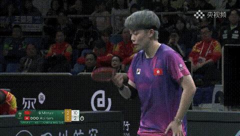 王曼昱3比0赢了 王曼昱大范围移动救球，王曼昱3：0赢杜凯琹，在第三局最后一个球
