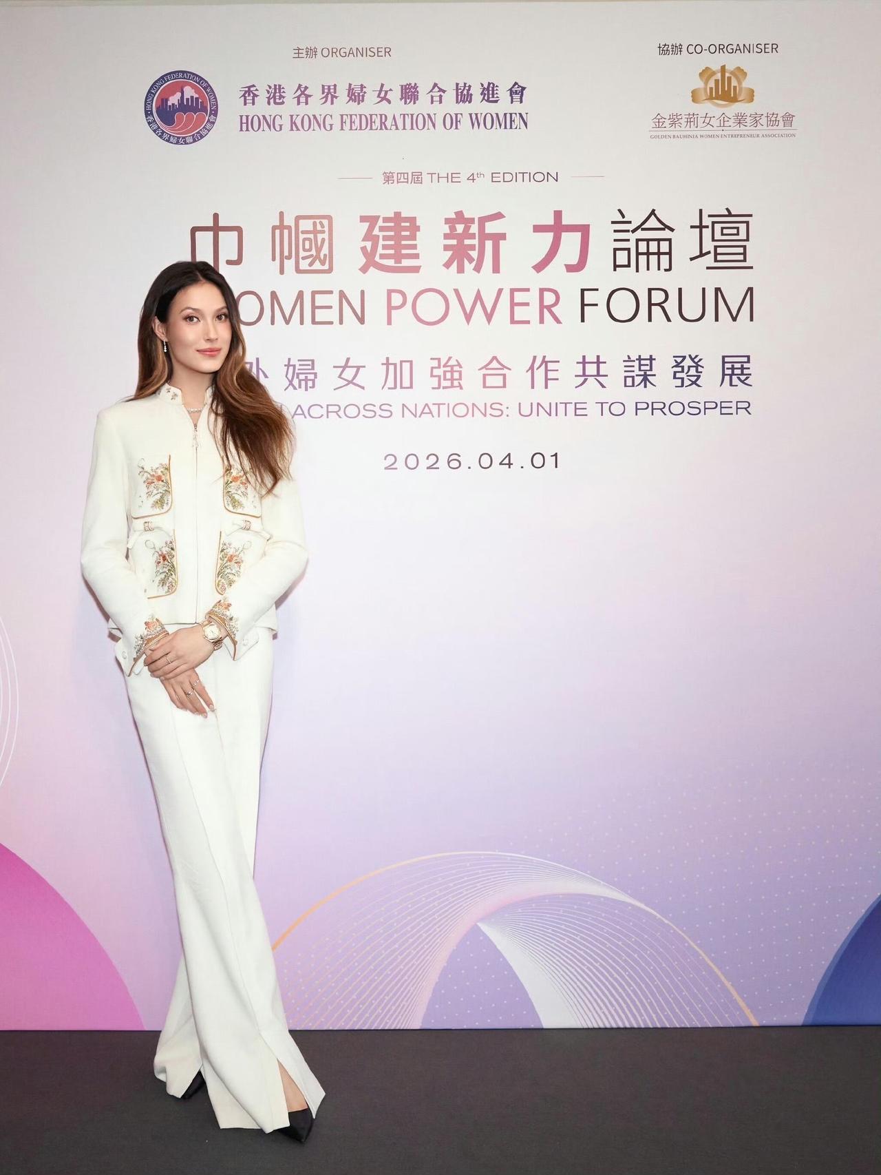 作为新生代名人，真的是全能战士，值得年轻一代学习的榜样！