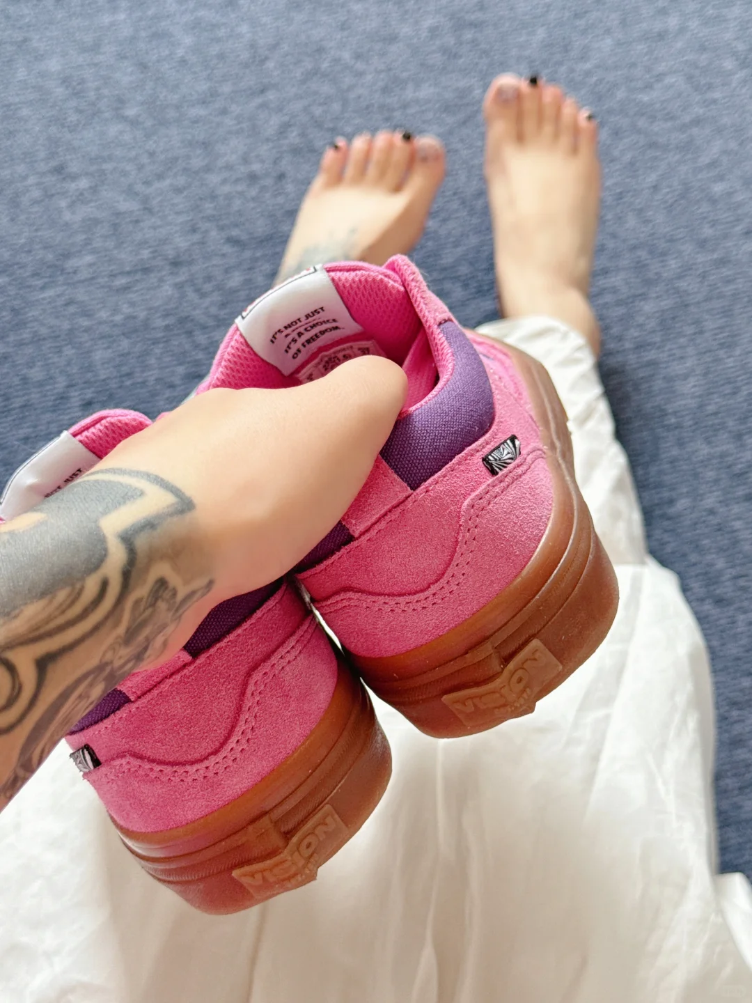 滑板鞋半身长裙