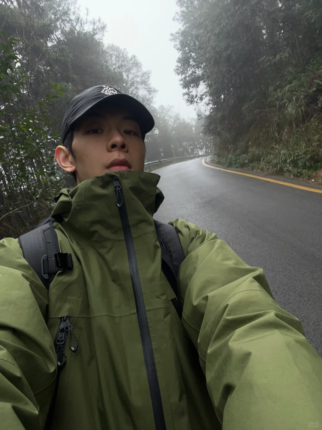 内耗的时候就一个人去山里走走