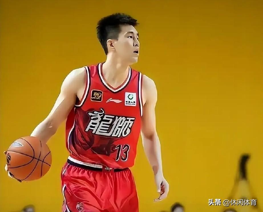 CBA三大利好消息出炉！郭艾伦解锁自由身，首钢豪组后场双枪，赵睿谣言破除
 
 