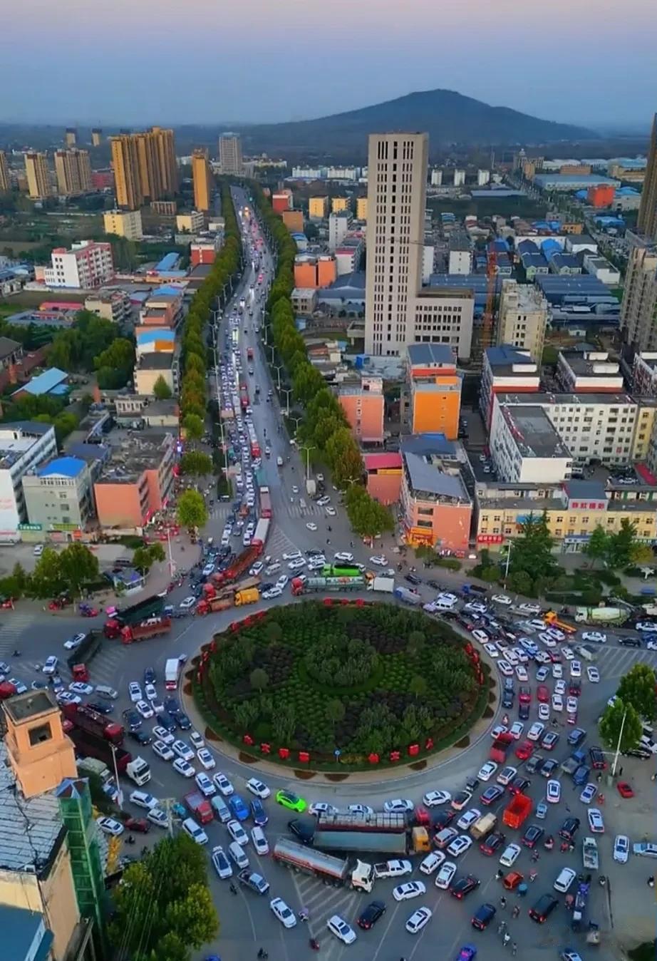 有人问:为什么很多房子建到第6层就不建了？其实除了6层外，11层、18层、33层