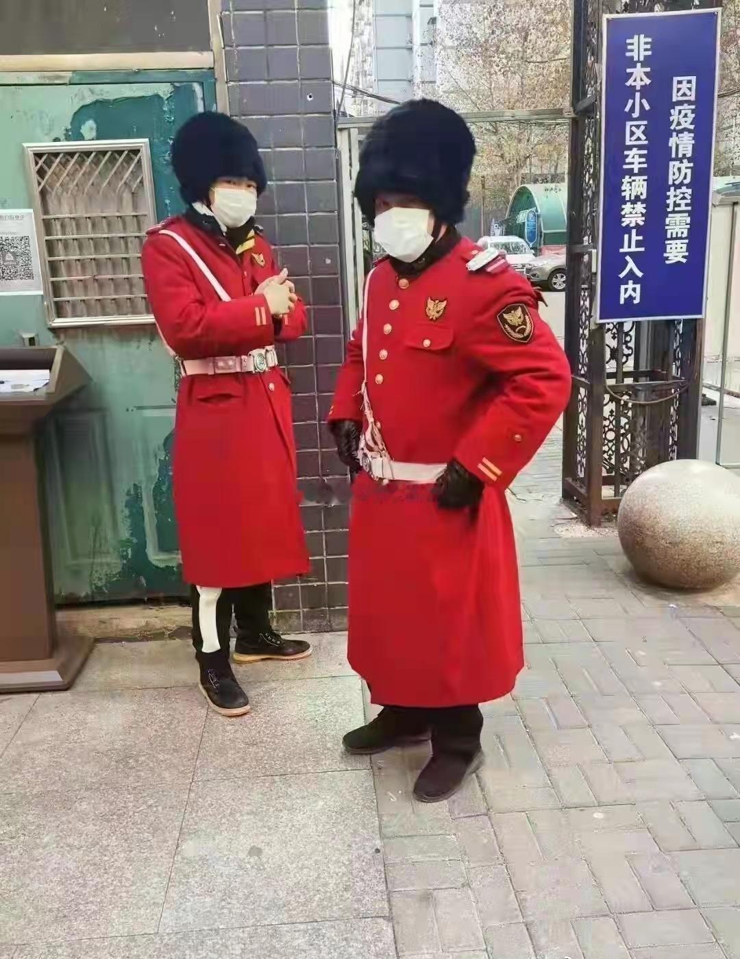 最近物业公司主动撤离的案例越来越多~~~原因就是物业费出现大面积拒缴了！！！海阔