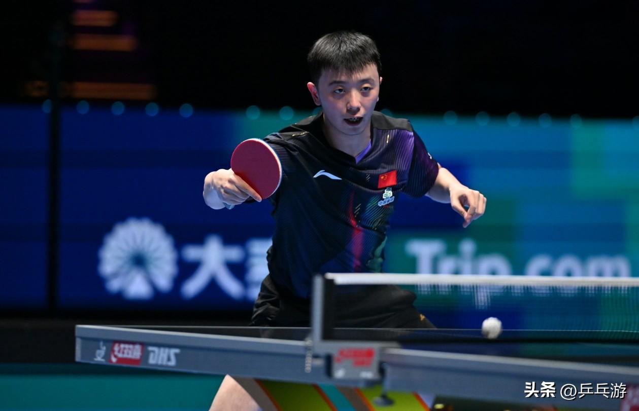 🏓澳门世界杯•看完陈垣宇和邱党的比赛，有点想向鹏了。不明白国乒为啥放弃向鹏而选