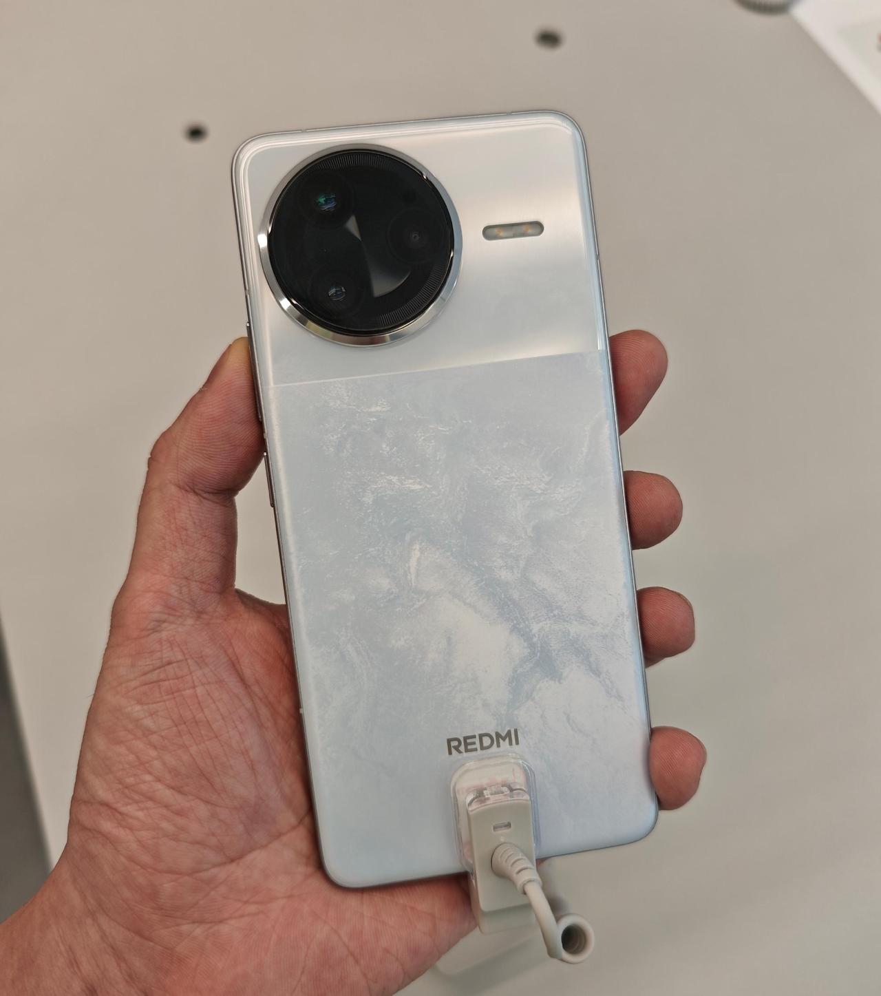 雷军的决策真TM绝了
不好意思，是我肤浅啦！说句实话在看到K8pro之前，我一直