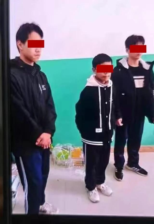 心理专家：拥有哪些特点的学生更容易成为校园霸凌的受害一方
        近日，