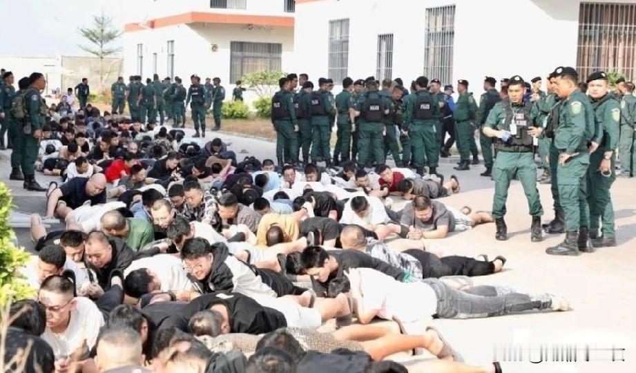柬埔寨雷霆清剿电诈园区：捣毁624处窝点抓捕近3万人，洪森这次干得漂亮！

近日