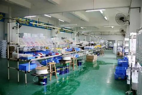 贴牌加工的"三无产品"要凉？食品委托生产新规来了，品牌方不能再拿代工厂当挡箭牌