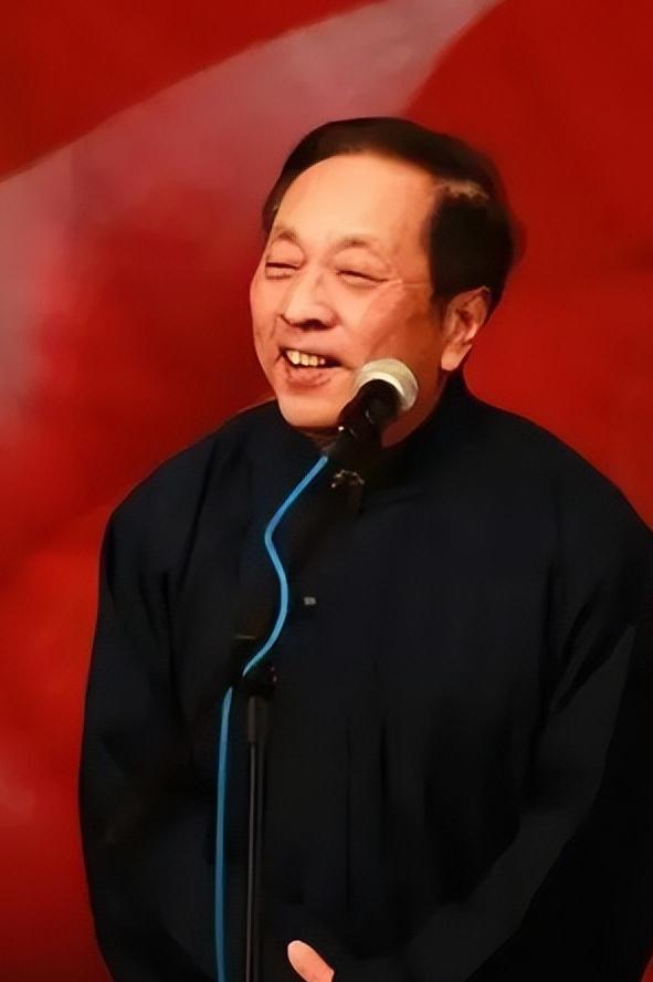 演员，孟凡贵说，李伯祥是我师大爷，他的功力深厚，每次相声大会，他都是最后一个，俗