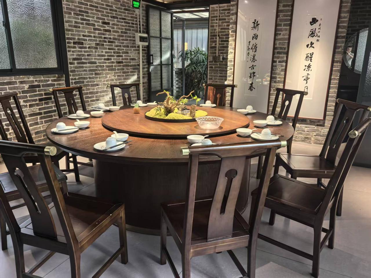 很多人穷尽半生，搞错了养生的真相。我们总以为，好好吃饭、坚持运动、早睡早起，就是
