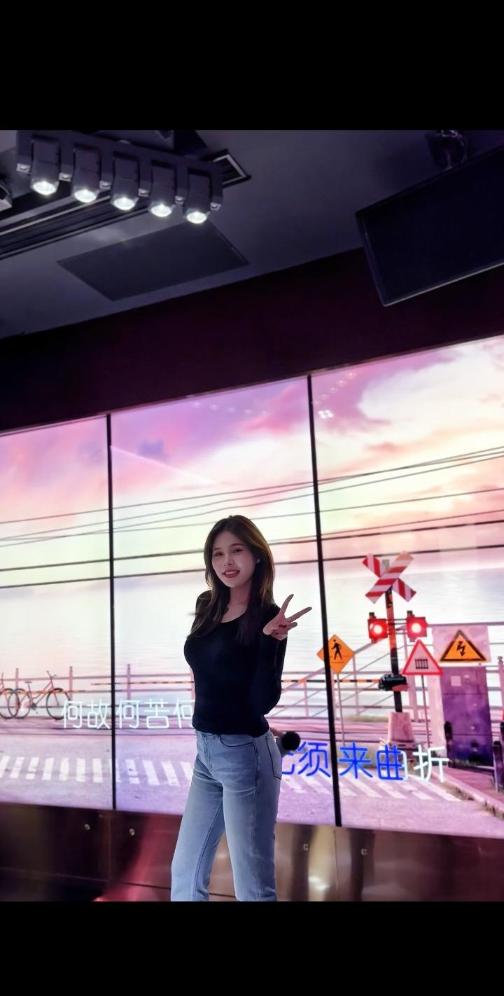 真诚要留给同样真诚的人 于人于物 不必太多执着