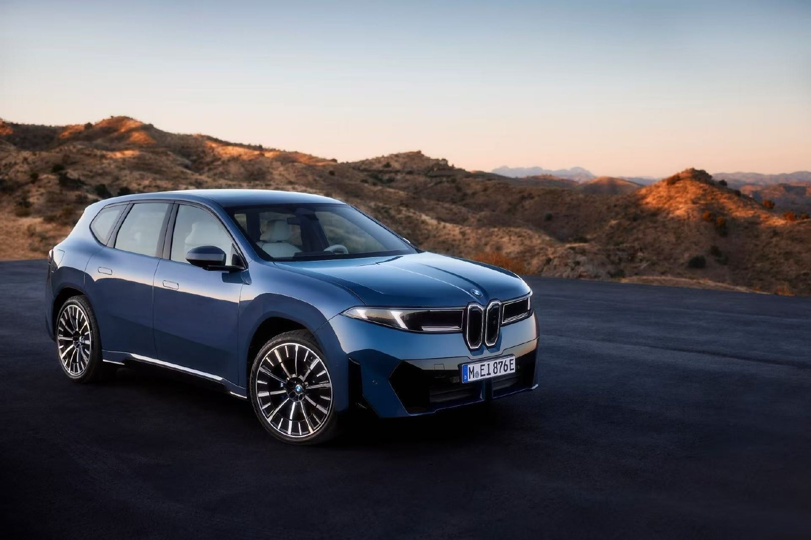 任何熟悉上世纪60年代起Neue Klasse对于BMW意义的人，都会对新iX3