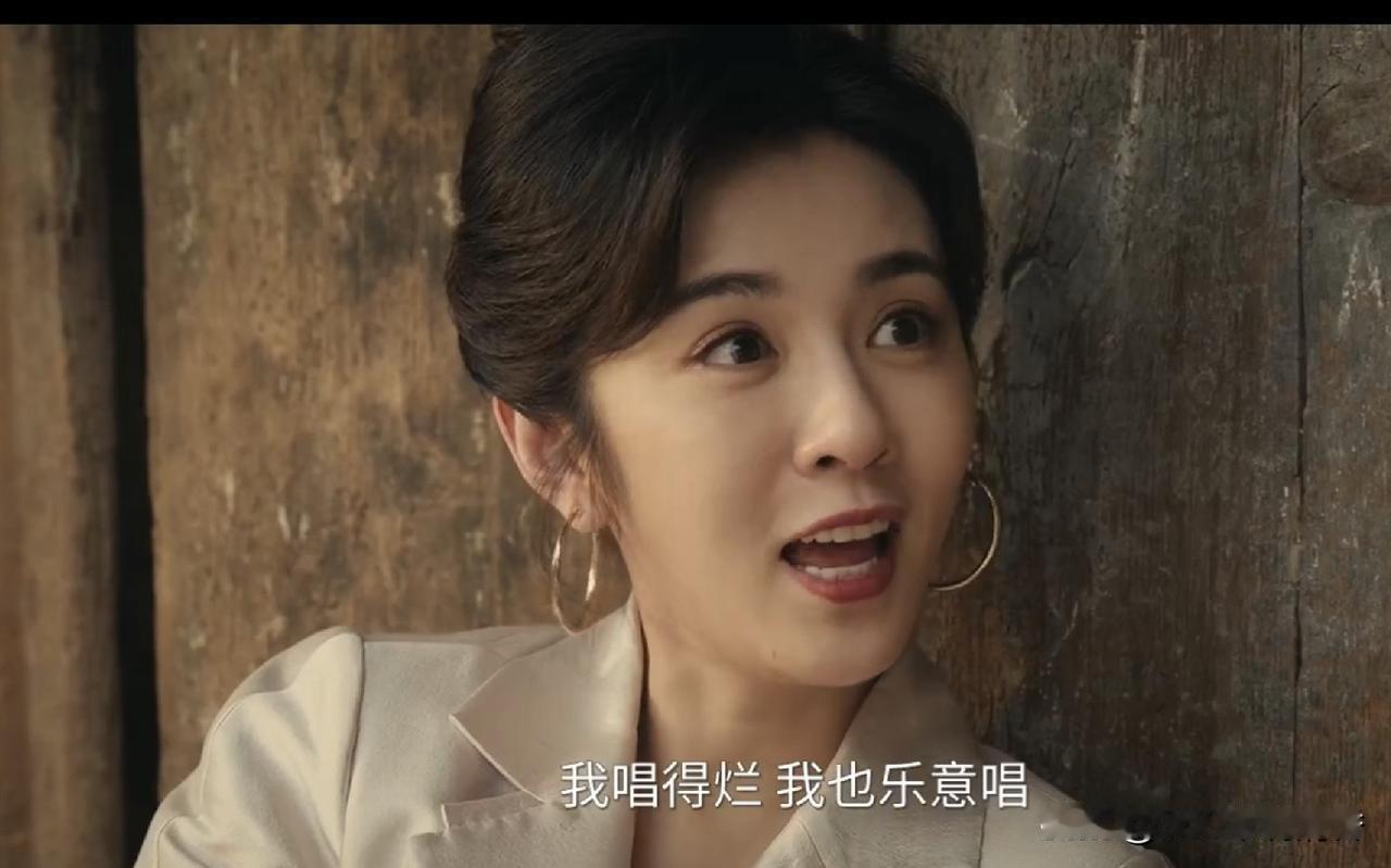 电视剧《主角》最新剧情中，花彩香（秦海璐饰）怎么也没想到，如今身为董事长的米兰（