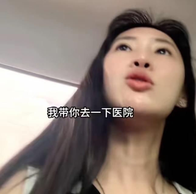 必须曝光这个人美心善的美女，打车途中遇到司机突发疾病，自己开车送司机到医院，全程