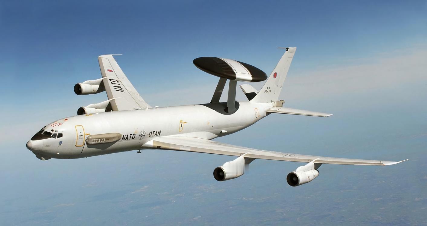 每天认识一件兵器 美国E-3“望楼”预警机E-3“望楼”（Sentry）是波音公