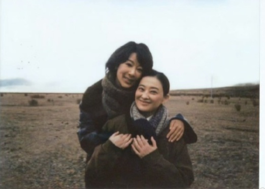 杨紫回复梅婷生命树里巡山队和白菊每位小人物温暖成长的故事令观众动容和感动母女情，