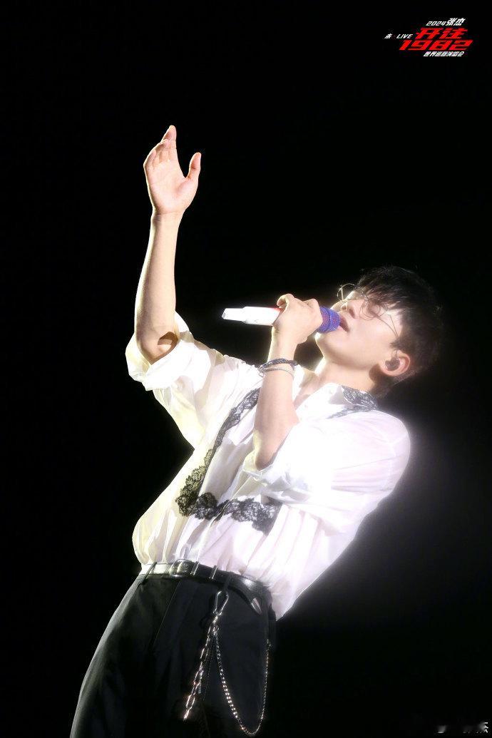 #张杰这些是属于福州的幸福瞬间# ​​​#张杰在福州的幸福瞬间#福州三天，与张杰