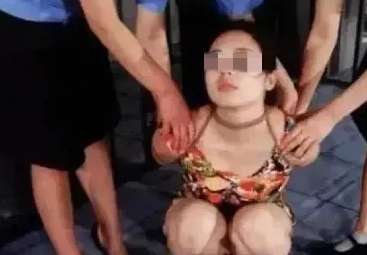 “坏到骨头里！”一男子在小区跑步时，发现一女子举止不对劲，就小心上前查看，竟发现