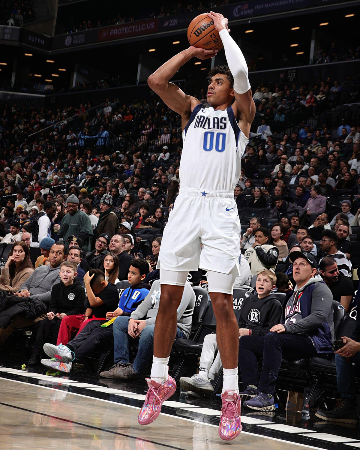 Max Christie 近日上脚李宁 韦德之道12 “时刻” 配色，签约应该只