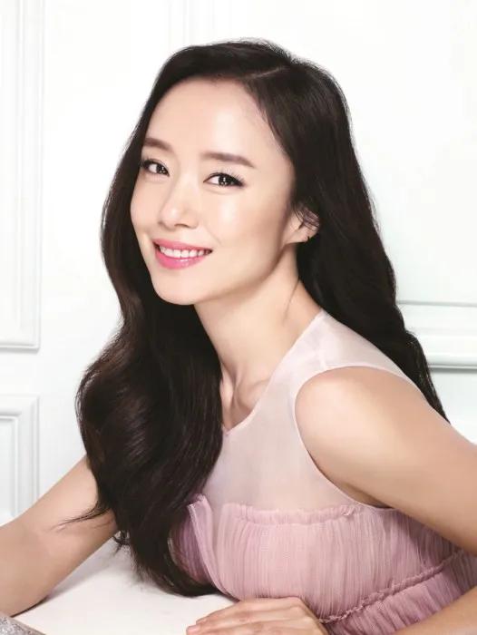 韩国十大公认的美女：宋智孝、全度妍、宋恩彩、朴智妍、赵茹真、姜汉娜、金圭丽、朴素