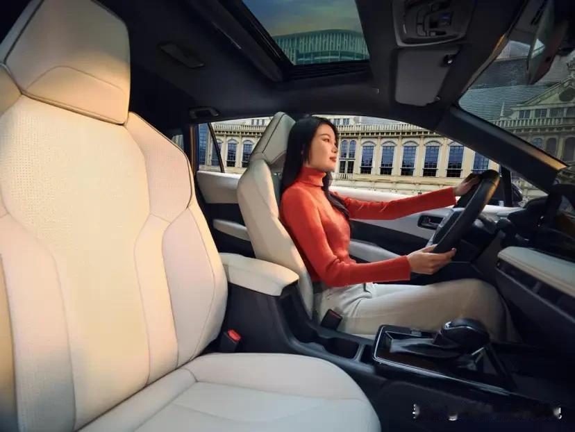 过年开丰田卡罗拉锐放，倍儿有面儿！

过年那阵儿，汽车行业简直火得一塌糊涂！为啥