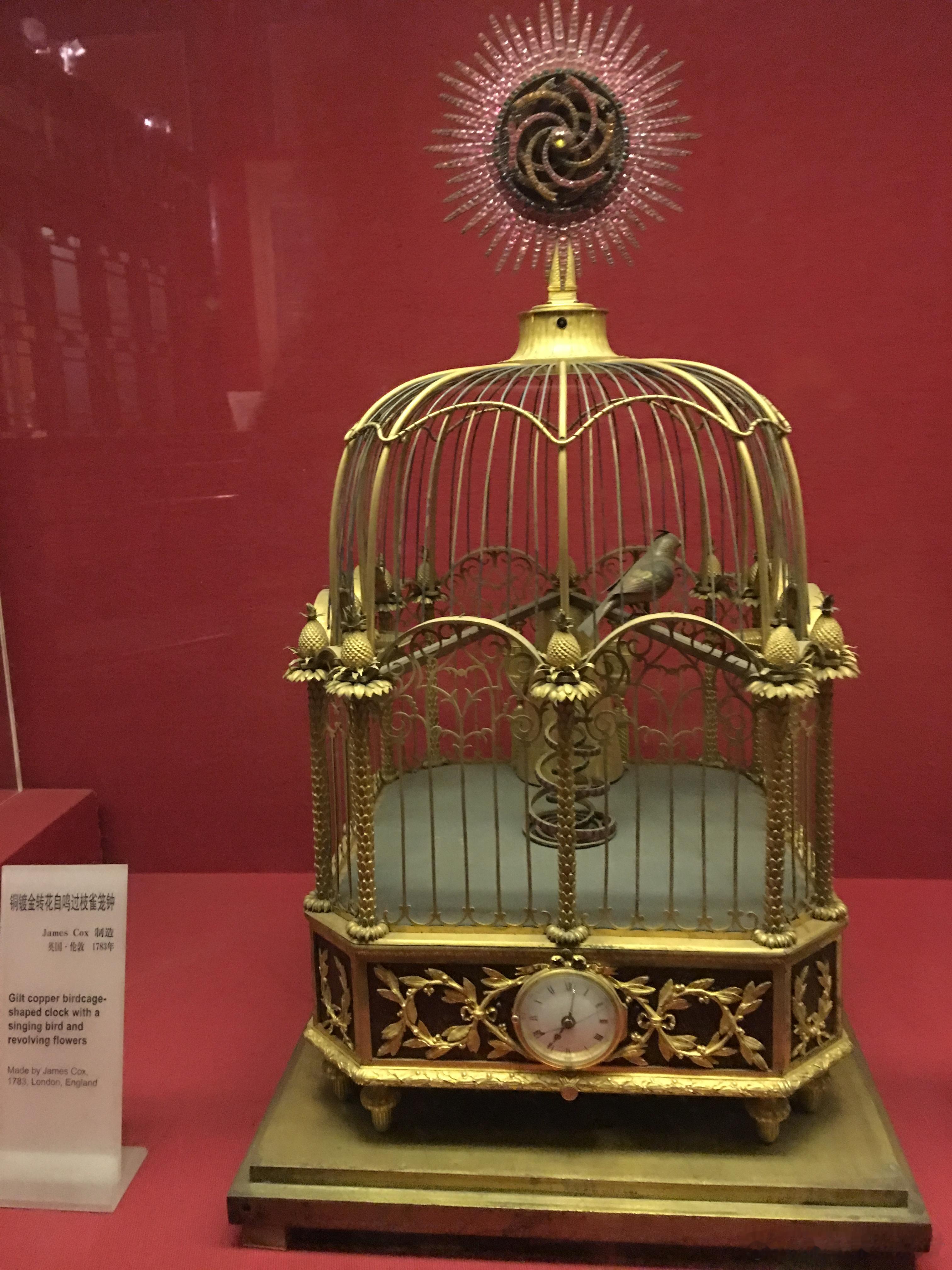 生活手记 翻手机照片，发现了这几张参观故宫钟表馆时拍的图。因为珍宝馆和钟表馆是要