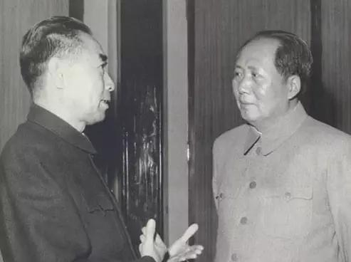 为何在周总理去世前一年，相关人员会悄悄扣下毛主席发出的紧急指令呢？
1974年初