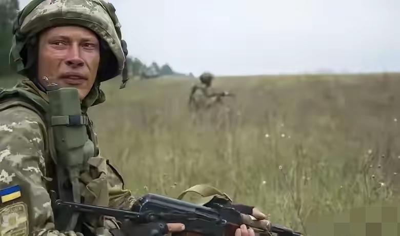 太令人吃惊了！乌克兰司令部下令不留活口，不再接收俄军俘虏，问完话对俄军格杀勿论。