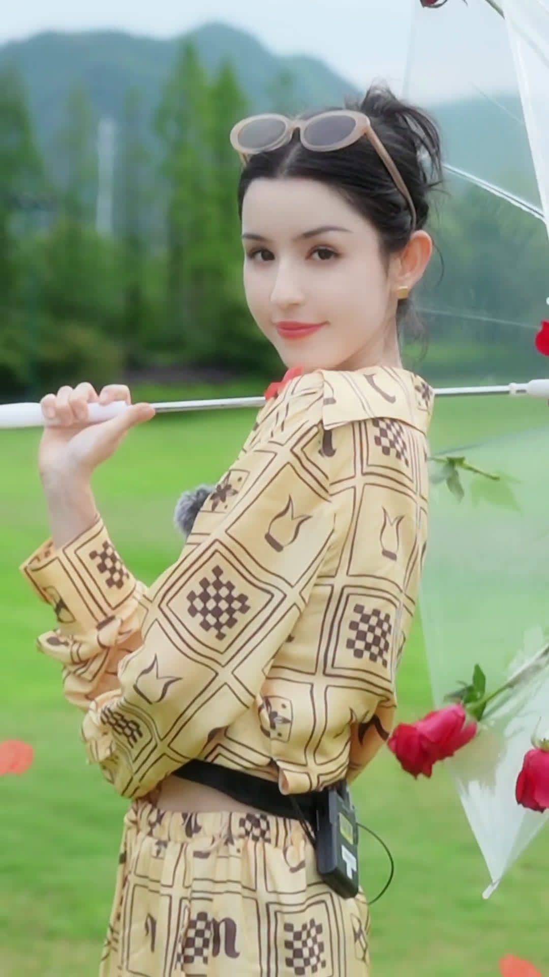 #被哈妮克孜的反鸡汤发言暖到了# 哈妮克孜教会我们要见招拆招，不要盲目的焦虑，也