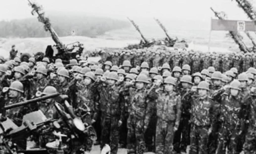 1996年，我军集结了数十万大军准备一举解放台湾，计划被迫取消，只因三叛徒泄密！